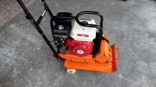 เครื่อบตบดิน marton 5.5HP