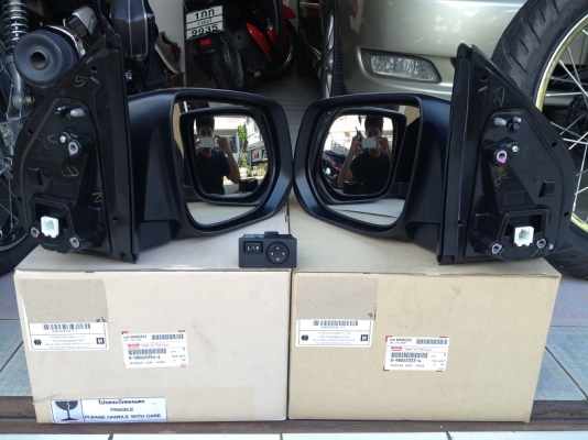 กระจกปรับไฟฟ้า + วิทยุเดิมติดรถ + กระบะท้าย All New Isuzu D-Max ของใหม่ ถอดศูนย์