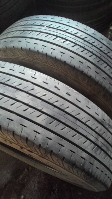 215/65R16 BRIDGESTONE DURAVIS มี 2เส้น tel.081-427-3941 ไอดีไลน์ autobot107
