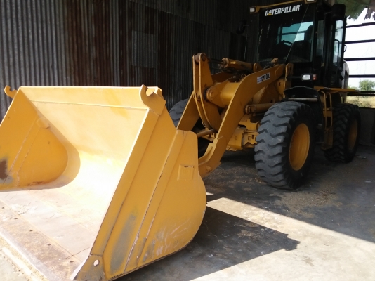 รถตัก CAT 924GZ