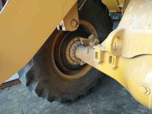 รถตัก CAT 924GZ