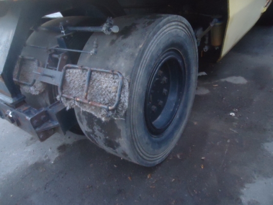 รถบด 7 ล้อยาง Hitachi RT205 นำเข้าจากญี่ปุ่น สนใจโทร. 080-6565422 (หนิง)