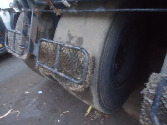 รถบด 7 ล้อยาง Hitachi RT205 นำเข้าจากญี่ปุ่น สนใจโทร. 080-6565422 (หนิง)