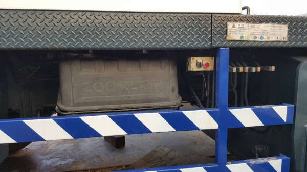 รถทรัคเครนสภาพสวย25ตัน10ล้อ