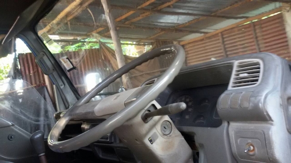 รถฝากขาย398000 NPR120 ฝาขาวยาว5เมตร รถฝากขาย398000 NPR120 ฝาขาวยาว5เมตร