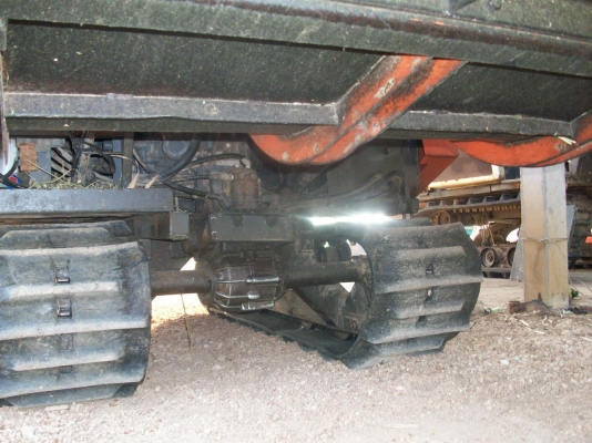 ขาย dc 68 G สภาพสวยมาก  มีอุปกรณ์ เกีย่วถั่ว ปอเทือง ข้าว ครบ