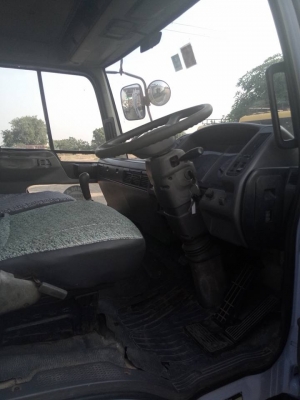 ขายหกล้อFC4Jปี40 ยาว5.50เมตร เบรคทิฟฟี่ หัวบางเดิม แอร์เย็น คัสซีไม่ผุ รถห้างแท้ ทะเบียนพร้อมโอน