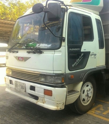 หกล้อ ฮีโน่ FD2H195ช่วงยาว7.20.กะบะสะแตนเรส บรรทุกหมู แบบ2ชั้นท้ายลิฟ สภาพดีพร้อมใช้ ทะเบียนพร้อมโอน