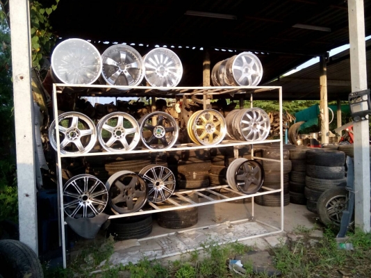 ขายเหมาถูกๆ ยาง\% พร้อมแม็ก