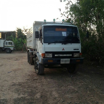 ขายดั้ม2เพลา MITSUBISHI เครื่อง195แรง เบรกใหญ่ พ.เพาเวอร์ เบรกทิฟฟี่ ภายในสวย แอร์เย็น สภาพพร้อมใช้งาน เอกสารพร้อมโอน ราคา850,000 สนใจโทร 090-8588220คุณนะ 093-3258446คุณบิว หรือเข้าดูสินค้าอื่นๆได้ที่ www.truck.in.th/498 หรือเพจFacebook ณรงค์ ซื้อขายรถมือ