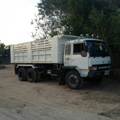 ขายดั้ม2เพลา MITSUBISHI เครื่อง195แรง เบรกใหญ่ พ.เพาเวอร์ เบรกทิฟฟี่ ภายในสวย แอร์เย็น สภาพพร้อมใช้งาน เอกสารพร้อมโอน ราคา850,000 สนใจโทร 090-8588220คุณนะ 093-3258446คุณบิว หรือเข้าดูสินค้าอื่นๆได้ที่ www.truck.in.th/498 หรือเพจFacebook ณรงค์ ซื้อขายรถมือ