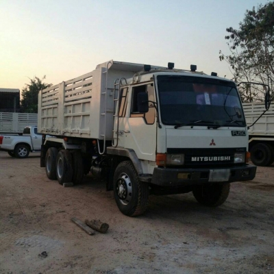 ขายดั้ม2เพลา MITSUBISHI เครื่อง220เทอร์โบ เบรกใหญ่ พ.เพาเวอร์ เบรกทิฟฟี่ ภายในสวย แอร์เย็น สภาพพร้อมใช้งาน เอกสารพร้อมโอน สนใจโทร 090-8588220คุณนะ 093-3258446คุณบิว หรือเข้าดูสินค้าอื่นๆได้ที่ www.truck.in.th/498 หรือเพจFacebook ณรงค์ ซื้อขายรถมือสอง (เว็