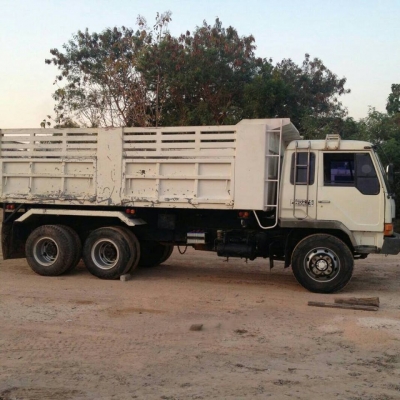 ขายดั้ม2เพลา MITSUBISHI เครื่อง220เทอร์โบ เบรกใหญ่ พ.เพาเวอร์ เบรกทิฟฟี่ ภายในสวย แอร์เย็น สภาพพร้อมใช้งาน เอกสารพร้อมโอน สนใจโทร 090-8588220คุณนะ 093-3258446คุณบิว หรือเข้าดูสินค้าอื่นๆได้ที่ www.truck.in.th/498 หรือเพจFacebook ณรงค์ ซื้อขายรถมือสอง (เว็