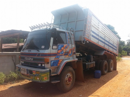 ขายดั้ม2เพลา ร็อกกี้240แรง พ.เพาเวอร์ เบรกทิฟฟี่ ภายในสวย แอร์เย็น สภาพพร้อมใช้งาน เอกสารพร้อมโอน สนใจโทร 090-8588220คุณนะ 093-3258446คุณบิว หรือเข้าดูสินค้าอื่นๆได้ที่ www.truck.in.th/498 หรือเพจFacebook ณรงค์ ซื้อขายรถมือสอง (เว็บไซต์ส่วนตัว) หรือFacebo