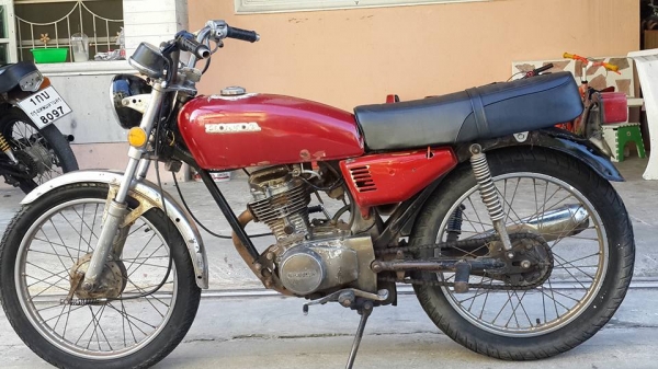 วุฒิ นนบุรี ขาย ฮอนด้าCG110cc.สภาพเดิมๆทะเบียน(ไม่มีชุดโอน)