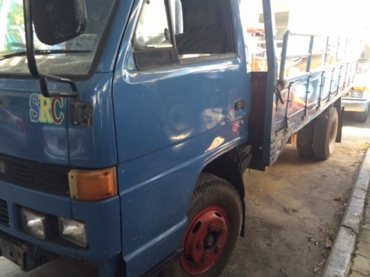 6 ล้อ อีซูซุ 110 แรง 4.30 เมตร