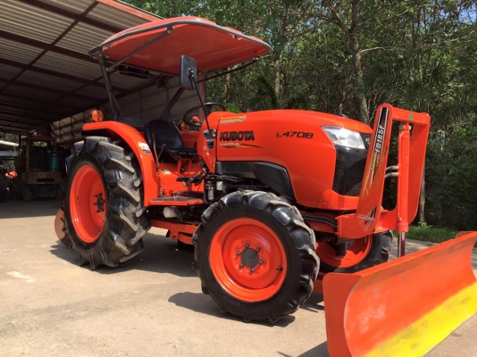 ขายรถไถ Kubota L4708(4WD) พร้อมใบมีดและผานพรวนช้าง 24x6พร้อมใช้งาน