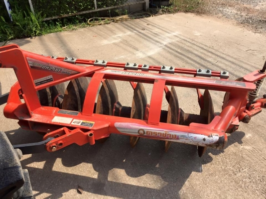 ขายรถไถ Kubota L4708(4WD) พร้อมใบมีดและผานพรวนช้าง 24x6พร้อมใช้งาน