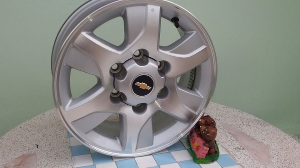 ขายล้อแม็กสภาพใหม่ chev colorado/trailbrazer 16"  สนใจติดต่อ ตาเล็ก ล้อและยาง ครับ 081-3747940