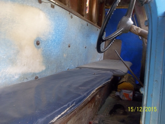 ขาย900000 บาท 2รายการ  10ล้อ และแบคโค