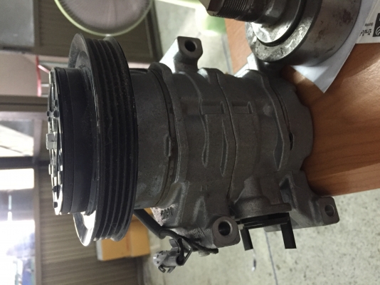 ขายคอมแอร์วีออสใหม่ 061-4238884