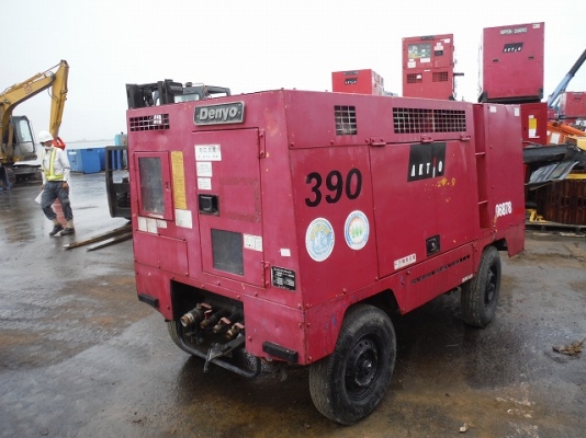 ถึงไทยแล้วครับ ปั้มลมแบบสกรู AIRMAN DPS-390SS มีล้อลาก นำเข้าจากญี่ปุ่น สภาพสวยครับ