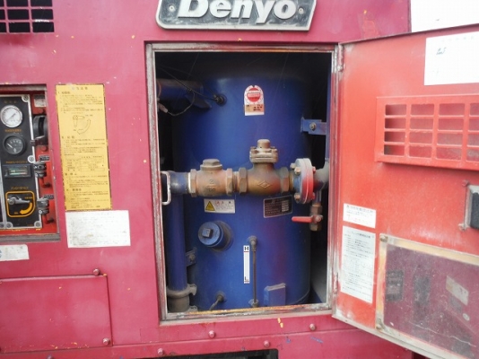 ถึงไทยแล้วครับ ปั้มลมแบบสกรู AIRMAN DPS-390SS มีล้อลาก นำเข้าจากญี่ปุ่น สภาพสวยครับ