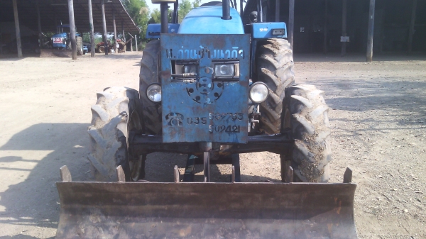 ขายรถไถ  ฟอรด์ทีเอส110    มีเทอโบ  สวยๆเดิมๆเล่มพร้อมโอน0871684611