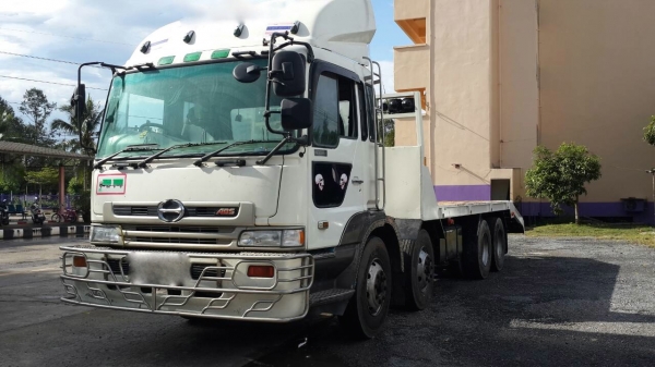 รถฮีโน่ 12 ล้อ ( เปอร์เฟีย. ) ท้ายลาด 320 แรงม้า. ปี 52.    สนใจติดต่อ  081 - 6079515