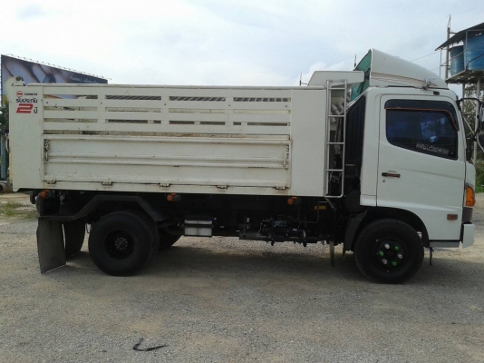 รถฮีโน่ 6 ล้อดั้ม FC9J 175 แรงม้า. ปี 56.  ( รถวิ่ง 2x,xxx กม. )    สนใจติดต่อ  081 - 6079515