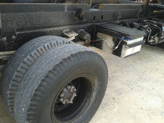 รถฮีโน่ 6 ล้อดั้ม FC9J 175 แรงม้า. ปี 56.  ( รถวิ่ง 2x,xxx กม. )    สนใจติดต่อ  081 - 6079515