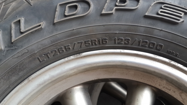 ยาง at 265 75 16 Falken ปี13