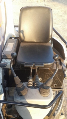 ขายรถขุดมือสองญี่ปุ่นMITSUBICHI mm30SR-3