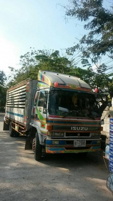 ขายรถ6ล้อ ร็อกกี้195แรง ยาว6.20เมตร เครื่องดีแคชซีสวย ยางดี ภายในสวย แอร์เย็น สภาพพร้อมใช้งาน เอกสารพร้อมโอน สนใจโทร 090-8588220คุณนะ 093-3258446คุณบิว หรือเข้าดูสินค้าอื่นๆได้ที่ www.truck.in.th/498 หรือเพจFacebook ณรงค์ ซื้อขายรถมือสอง (เว็บไซต์ส่วนตัว)