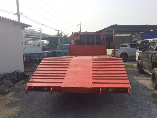 6 ล้อ บรรทุกแบคโคร 60 เครื่อง 185 แรง คัสซีสวย แอร์เย็น พร้อมทำงานครับ