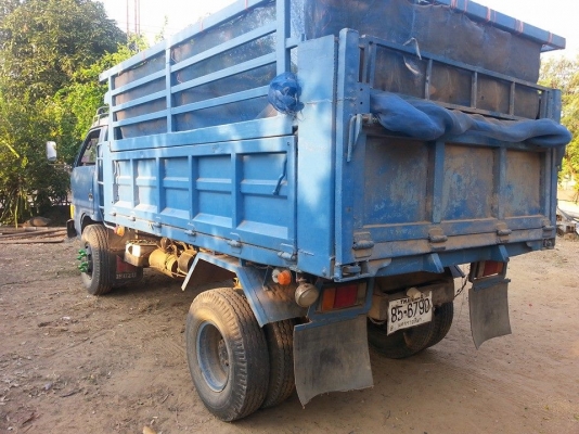 ขายดั้ม KS 110แรง เฟืองท้ายใหญ่ Fหน้า-หลัง เครื่องดี ยางดี สภาพพร้อมใช้งาน เอกสารพร้อมโอน สนใจโทร 090-8588220คุณนะ 093-3258446คุณบิว หรือเข้าดูสินค้าอื่นๆได้ที่ www.truck.in.th/498 หรือเพจFacebook ณรงค์ ซื้อขายรถมือสอง (เว็บไซต์ส่วนตัว) หรือFacebook ตลาดร