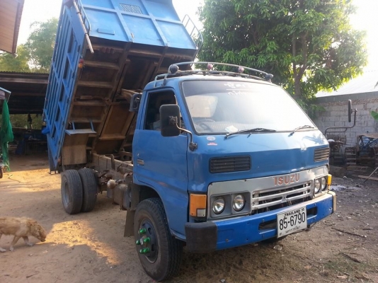 ขายดั้ม KS 110แรง เฟืองท้ายใหญ่ Fหน้า-หลัง เครื่องดี ยางดี สภาพพร้อมใช้งาน เอกสารพร้อมโอน สนใจโทร 090-8588220คุณนะ 093-3258446คุณบิว หรือเข้าดูสินค้าอื่นๆได้ที่ www.truck.in.th/498 หรือเพจFacebook ณรงค์ ซื้อขายรถมือสอง (เว็บไซต์ส่วนตัว) หรือFacebook ตลาดร