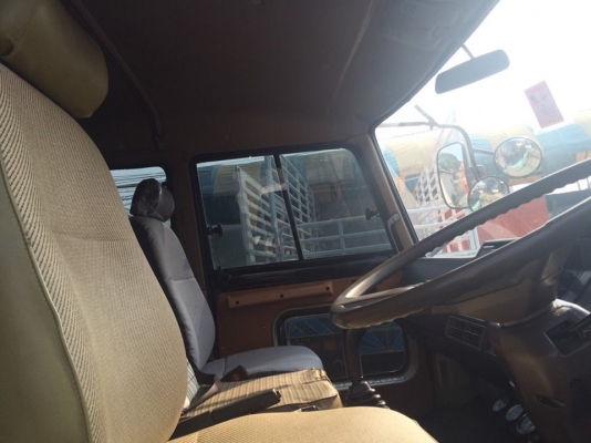 6 ล้อ บรรทุกแบคโครรถเกี่ยว เครื่อง 185 แรง คัสซีสวย แอร์เย็น พร้อมทำงานครับ 6 ล้อ บรรทุกแบคโครรถเกี่ยว เครื่อง 185 แรง คัสซีสวย แอร์เย็น พร้อมทำงานครับ