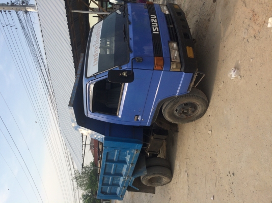 ขาย6ล้อดั้มเล็กisuzu