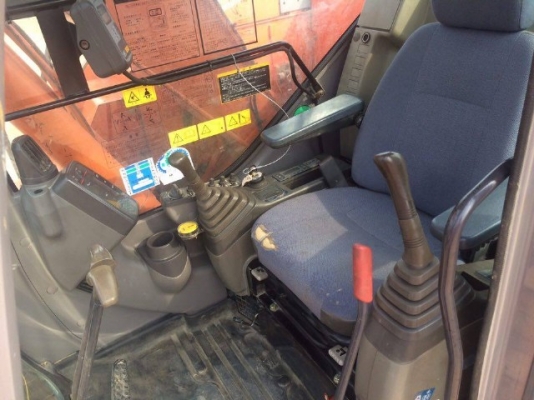 ขายรถแบคโฮ HITACHI ZX135US ปี 2007 สภาพสวยพร้อมใช้งาน รถนอกนำเข้าจากญี่ปุ่น มีVDOการทำงานครับ ขายรถแบคโฮ HITACHI ZX135US ปี 2007 สภาพสวยพร้อมใช้งาน รถนอกนำเข้าจากญี่ปุ่น มีVDOการทำงานครับ