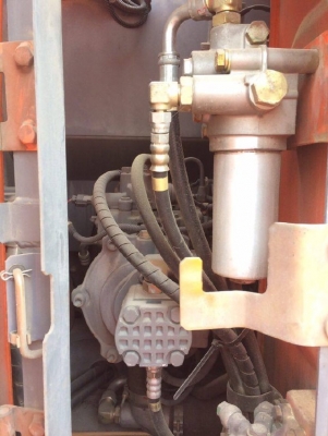 ขายรถแบคโฮ HITACHI ZX135US ปี 2007 สภาพสวยพร้อมใช้งาน รถนอกนำเข้าจากญี่ปุ่น มีVDOการทำงานครับ ขายรถแบคโฮ HITACHI ZX135US ปี 2007 สภาพสวยพร้อมใช้งาน รถนอกนำเข้าจากญี่ปุ่น มีVDOการทำงานครับ