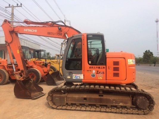 ขายรถแบคโฮ HITACHI ZX135US ปี 2007 สภาพสวยพร้อมใช้งาน รถนอกนำเข้าจากญี่ปุ่น มีVDOการทำงานครับ