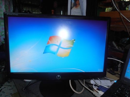 จอคอม LCD 20 นิ้ว EMACHINES
