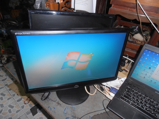 จอคอม LCD 20 นิ้ว EMACHINES จอคอม LCD 20 นิ้ว EMACHINES
