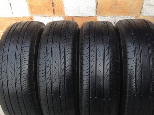 ยาง Bridgstone 245-70-16  ปี 14 รุ่น ECOPLa ครบชุด 4 เส้น 6500 ไม่ควรพลาด สภาพสวยๆไม่บวมไม่กินข้างดอกยางเหลือเยอะเอาไปวิ่งกันใด้อีกยาวค่ะ