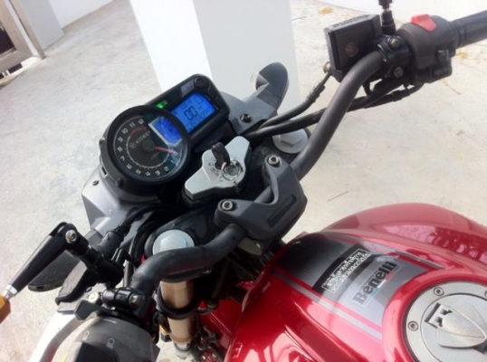 keeway RKV 200cc. สไตล์ Naked รถ 10 เดือน วิ่ง น้อย สีแดงสด