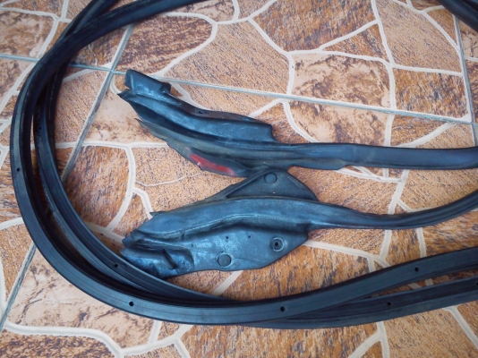 ยางขอบประตู ยางขอบประตู