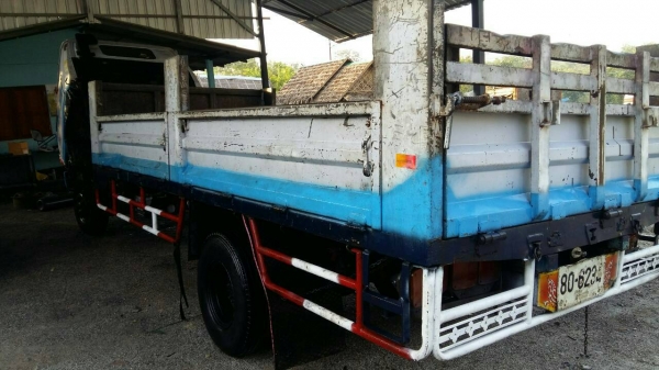 รถหกล้อ hino FC4J  WOCD 120 แรง ๆ ยาว 6 เมตร เครื่องดีคันซีสวย ยางดี 6 เส้น เล่มทะเบียน เอกสารชุดโอนครบ