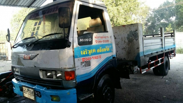 รถหกล้อ hino FC4J  WOCD 120 แรง ๆ ยาว 6 เมตร เครื่องดีคันซีสวย ยางดี 6 เส้น เล่มทะเบียน เอกสารชุดโอนครบ