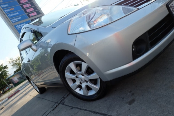 TIIDA TOP1.6G มือเดียว TIIDA TOP1.6G มือเดียว